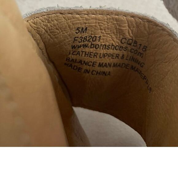 Born Womens White Leather Flower Flat Slip On Slide Sandal Size 5 - Picture 3 of 5